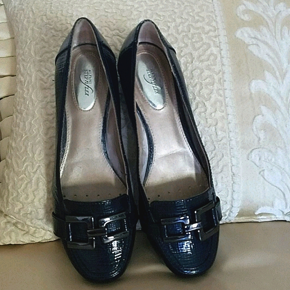 Women's Shoes